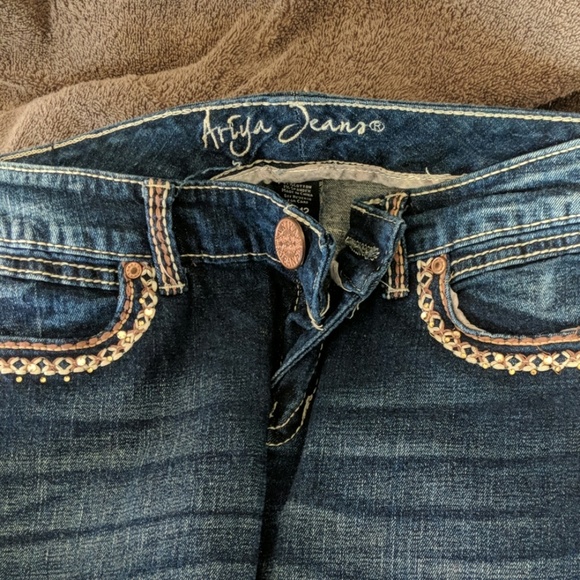 Jeans - Picture 2 of 4